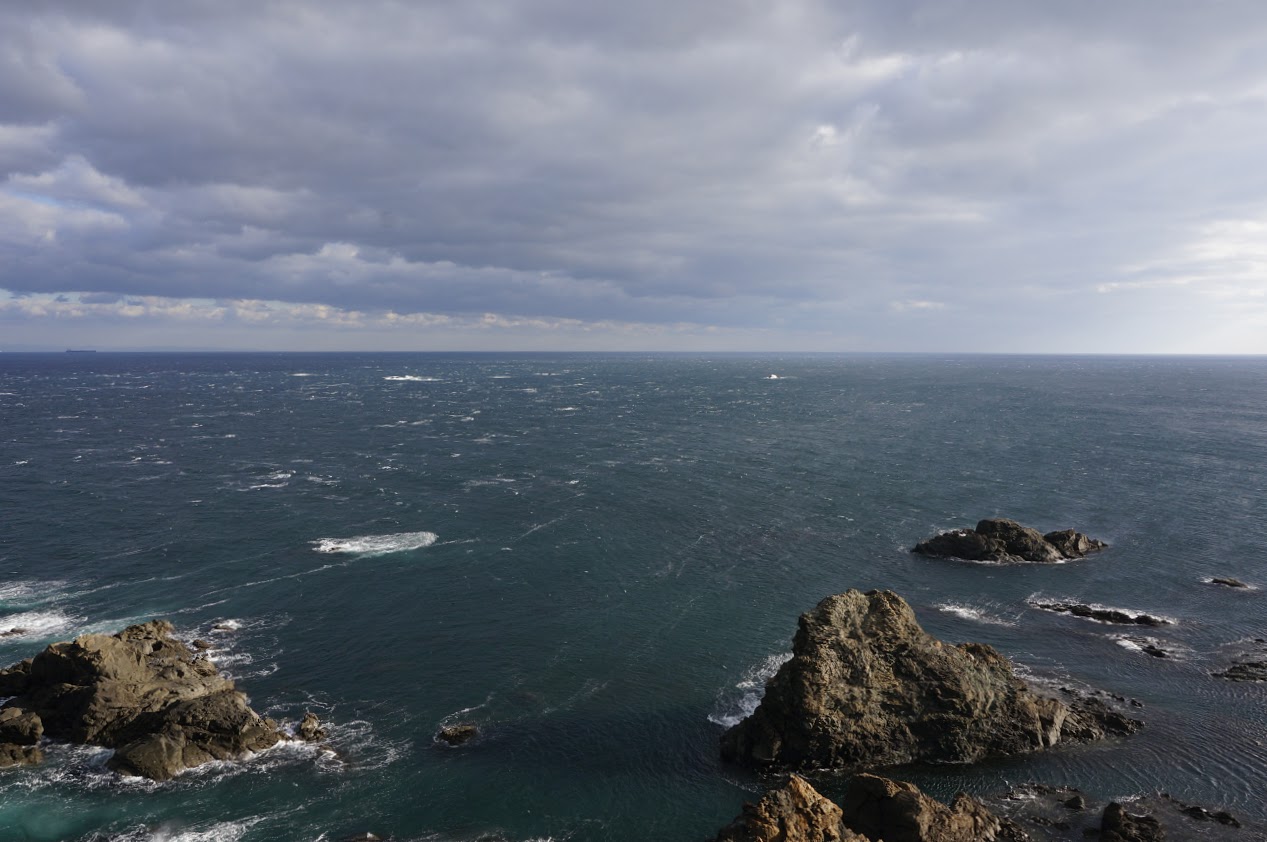 蒲生田岬灯台から見る太平洋