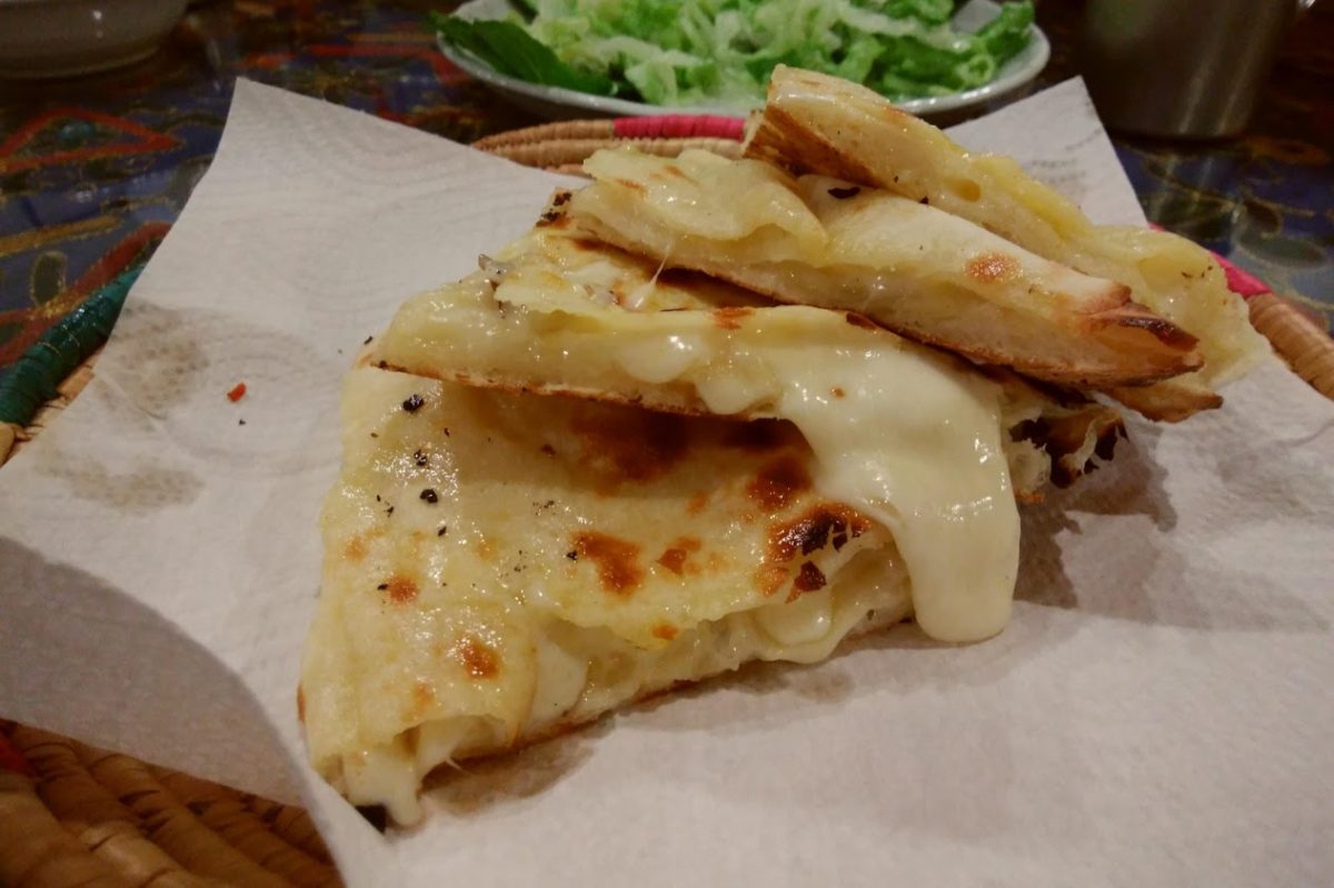 チーズナンのテイクアウト となりのかがわさん 香川の食卓