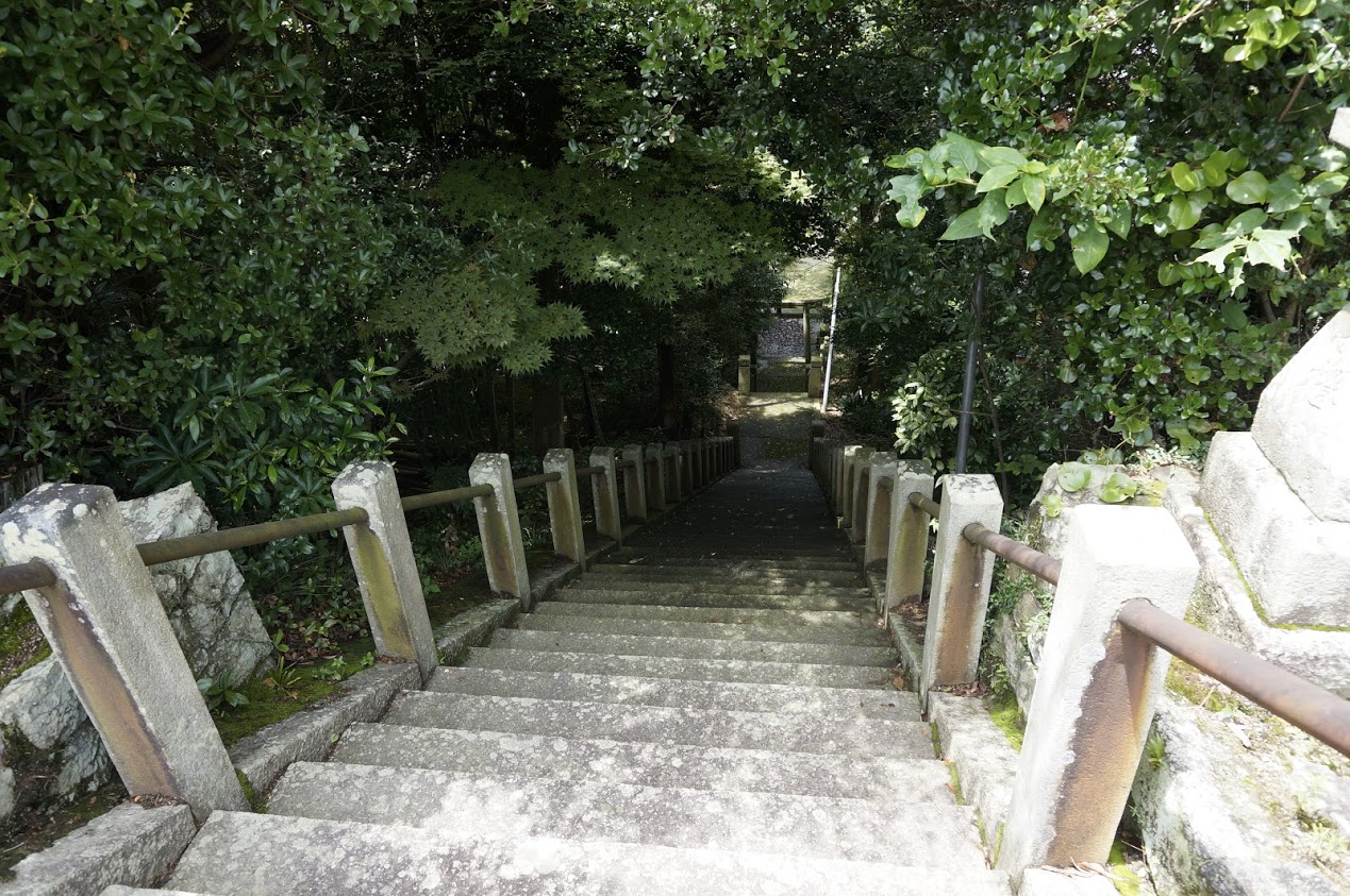 地主神社の階段
