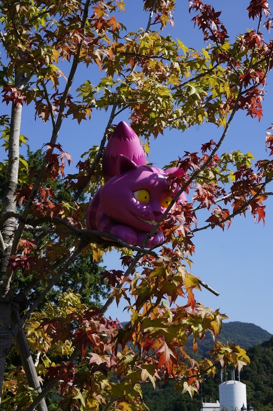 レオマオリエンタルトリップ秋の大バラまつりアリスイングリッシュローズガーデンチェシャ猫