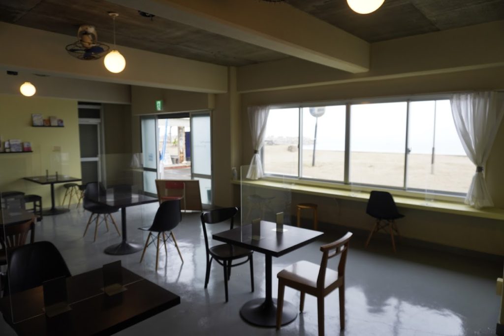 女木島名店街 Café de la Plage／カフェ・ドゥ・ラ・プラージュ