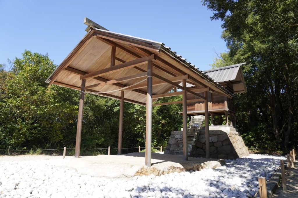 直島家プロジェクト護王神社