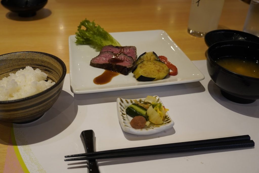 北川村温泉ゆずの宿 夕食 焼物 和牛ヒレ肉のステーキ