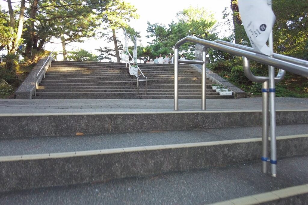 桂浜ビューポイントへの階段