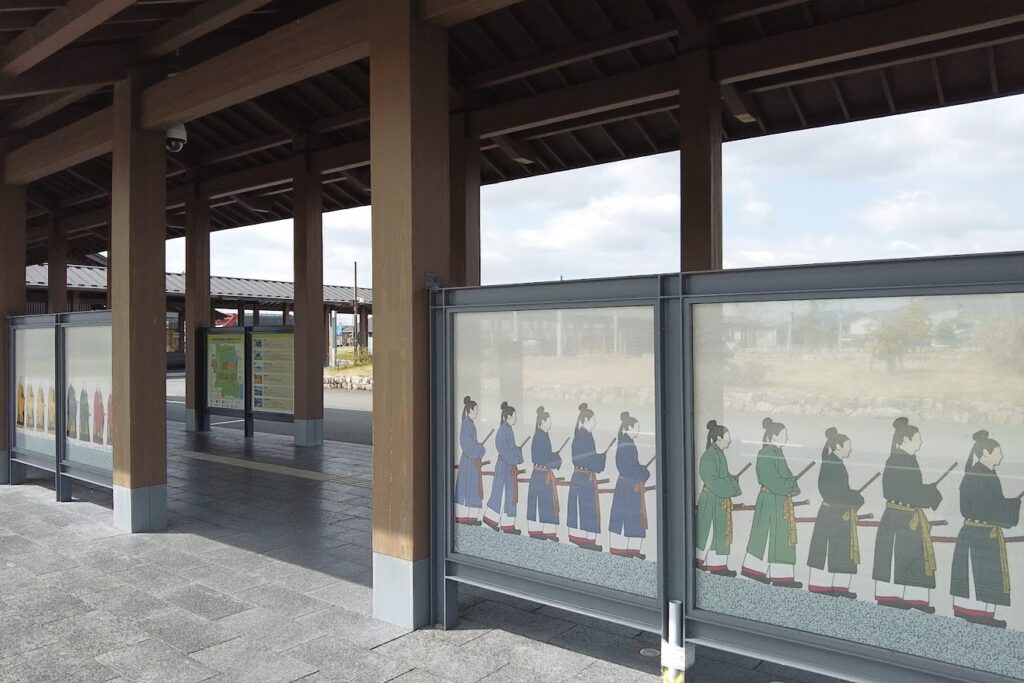 平城宮跡歴史公園　天平つどい館の回廊