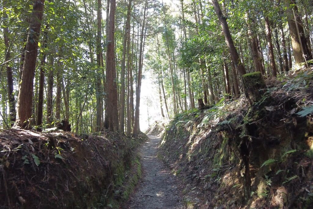 山の辺の道　狭井神社から檜原神社