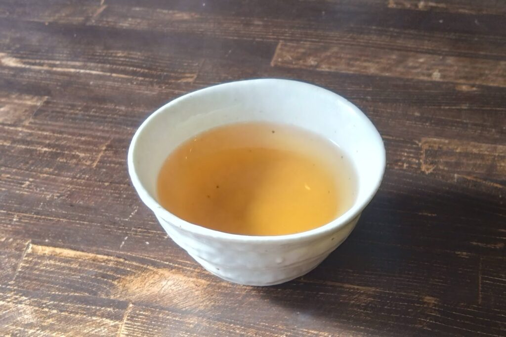 窪川cafe tenののモーニングにはお茶が出ます