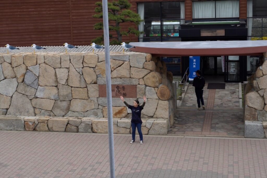 女木港出航とお見送り