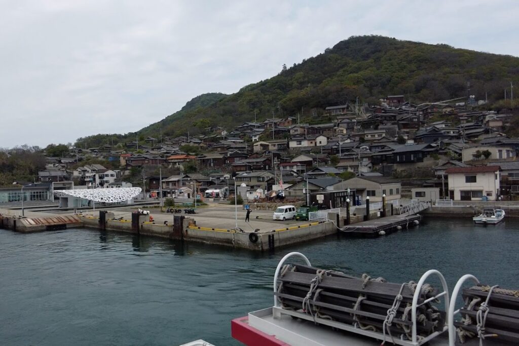 男木港出航とお見送り