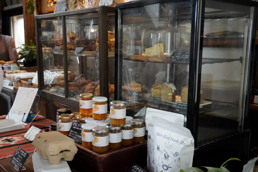 瀬戸芸男木島　ダモンテ商会スコーンとプルポビール（写真なし）