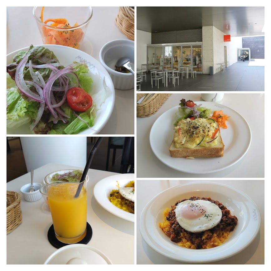 カフェMIMOCAのランチ　トーストとカレー