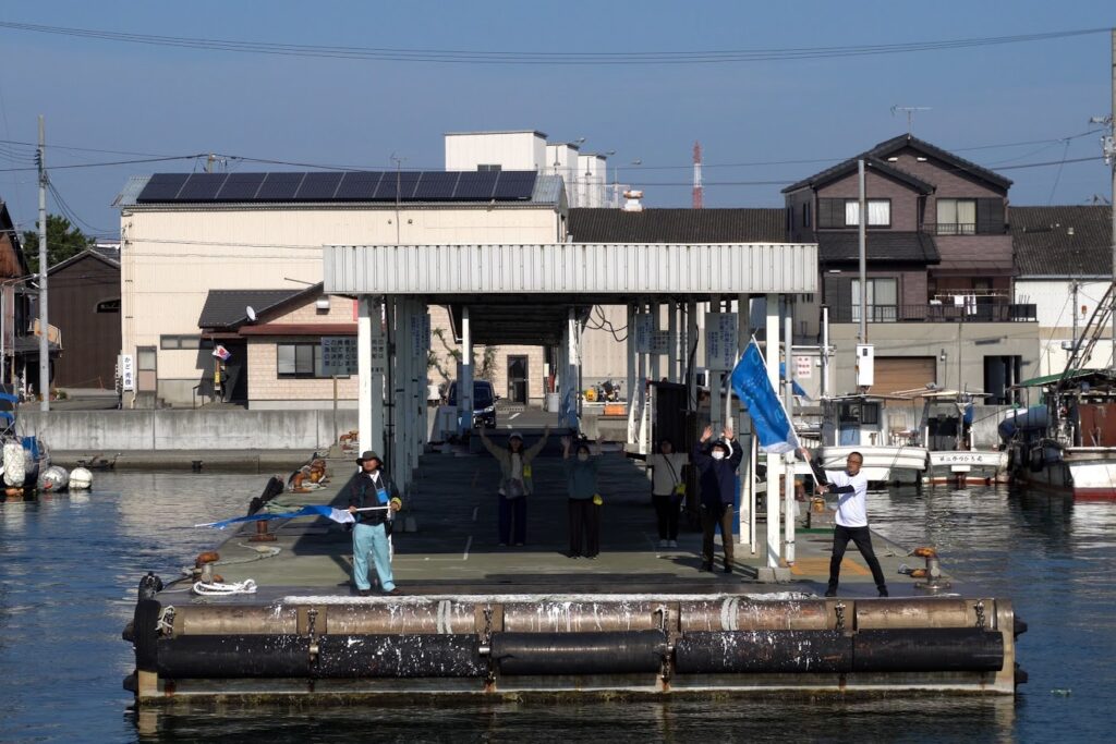 多度津港の出航とお見送り
