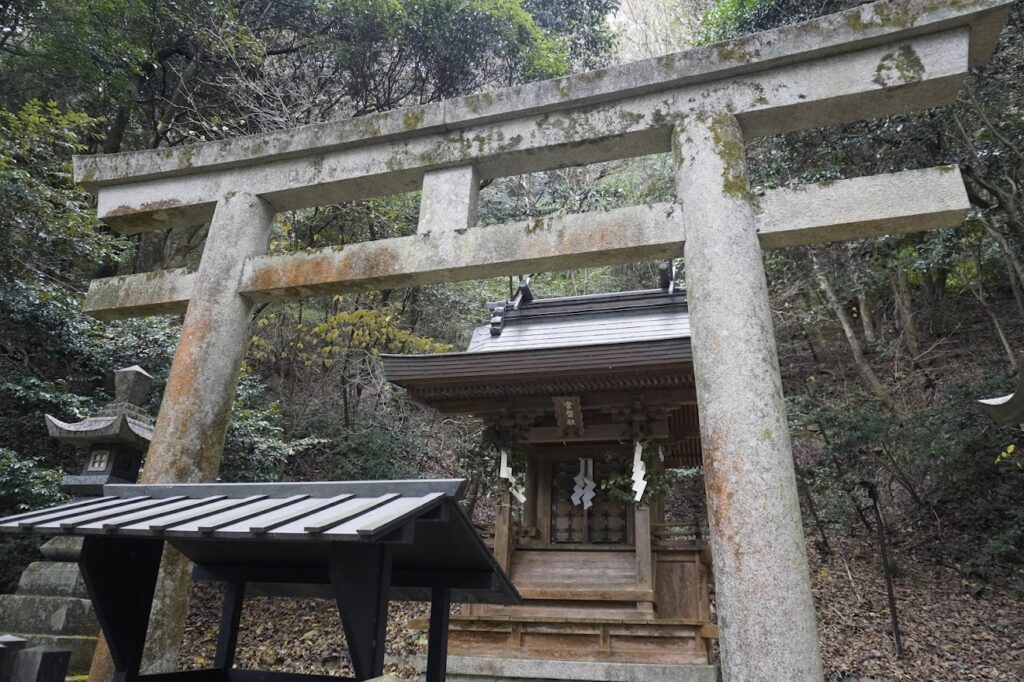 金刀比羅宮本宮から奥社　常盤神社