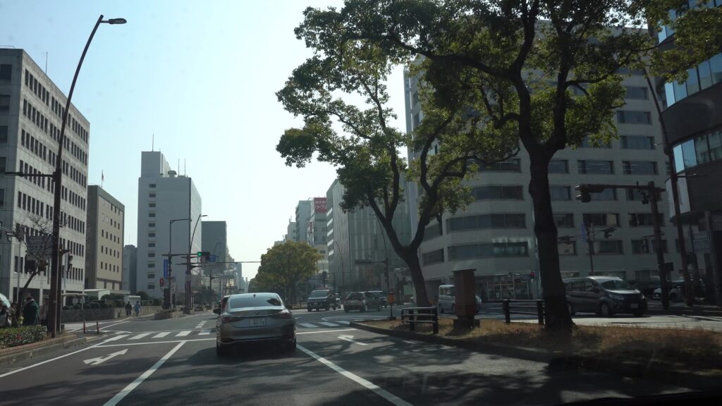 かがわマラソンコース中央通り