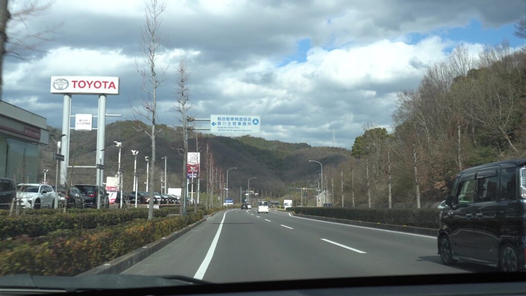 かがわマラソンコース　国道32号　綾南バイパス　香川トヨタ　ルート32中央店