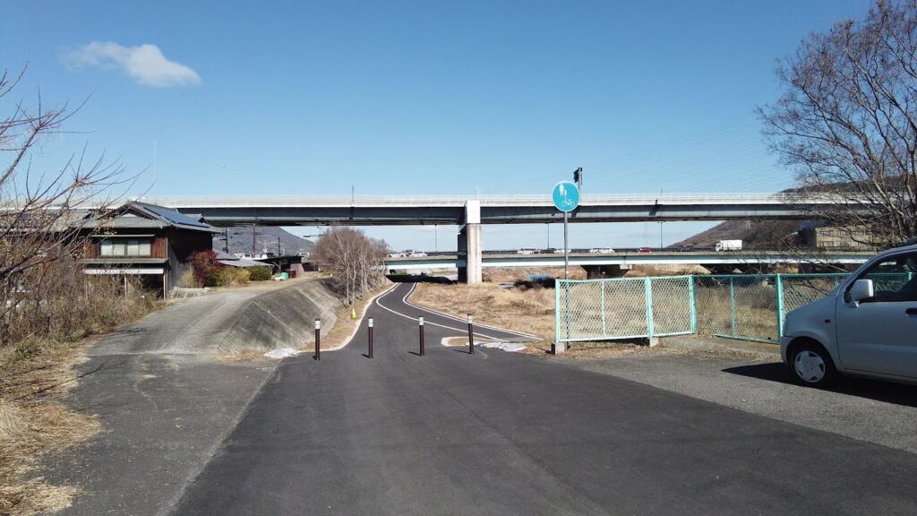 かがわマラソンコース　香東川サイクリングロードへ